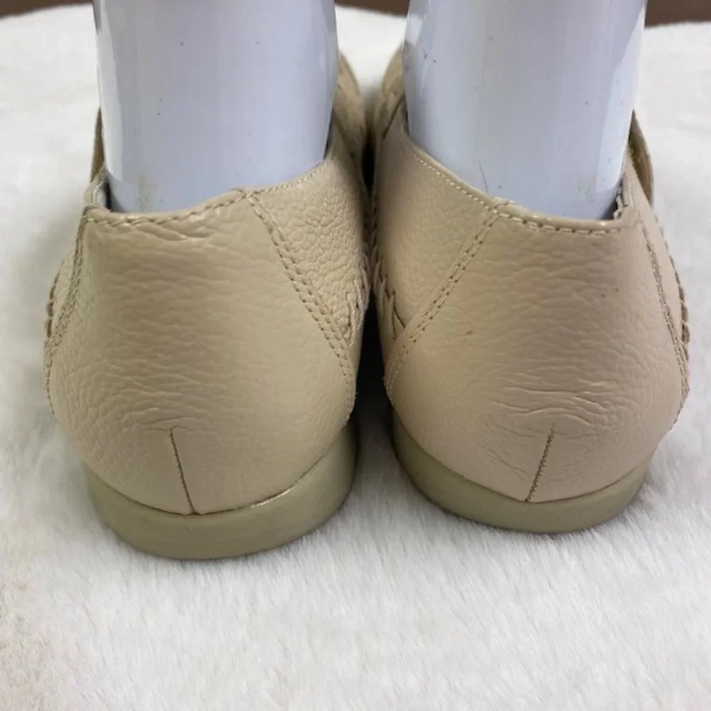 LIKE NEW Mushrooms Leather Woven Loafers Mary Janes Slip on, size 9‎